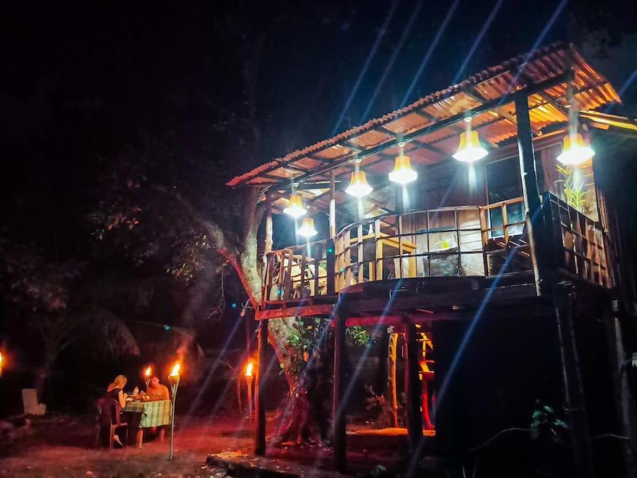 Experience The Comforts Of An Amazing Treehouse Sigiriya Exterior photo